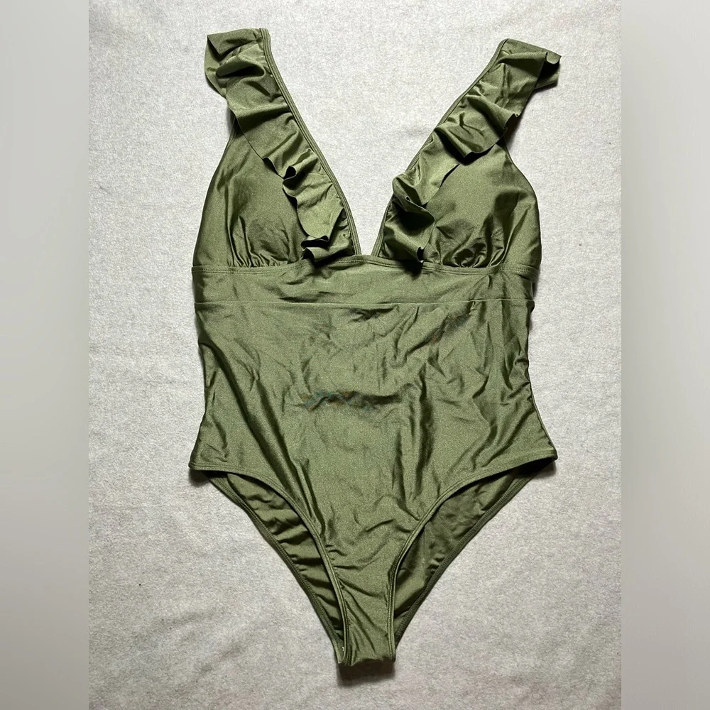 NEW Cupshe Olive Green Ruffle V neck Strappy swimsuit Size XL bathing‎ suit new